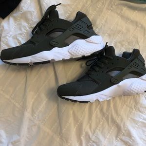 Nike Huaraches